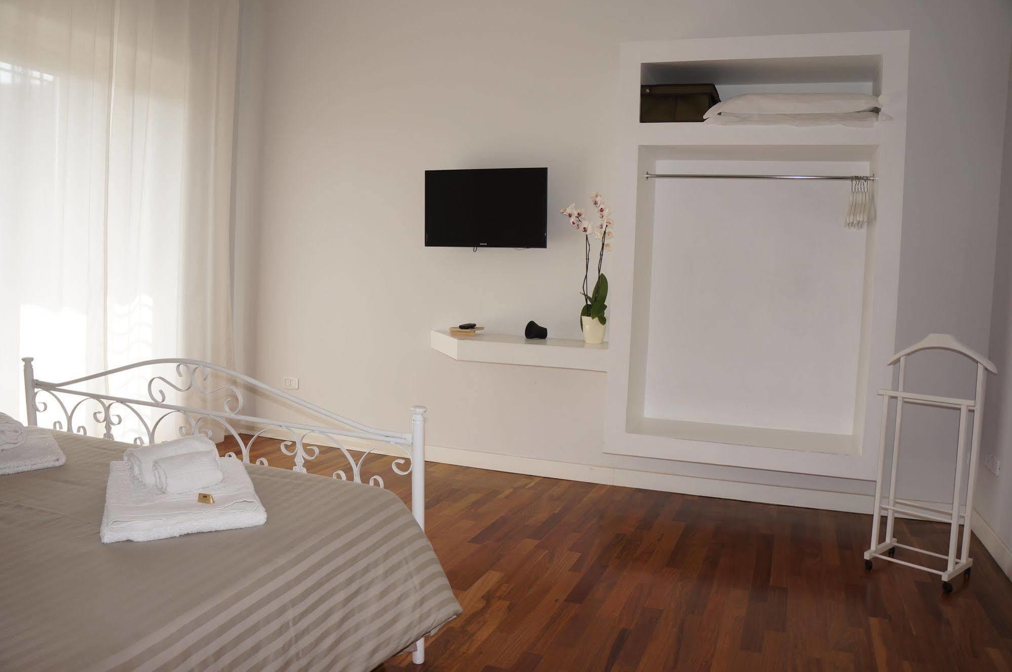 Bed and Breakfast Lullymia Crotone Exteriér fotografie